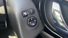 Nissan Qashqai 1.3 DiG-T Acenta Premium 5dr Petrol Hatchback